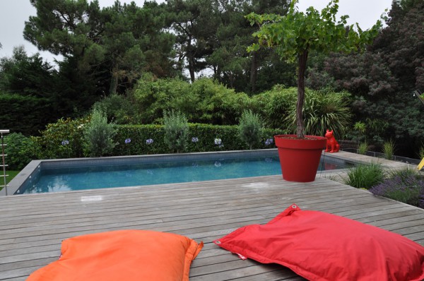 Abords de piscine, terrasse bois