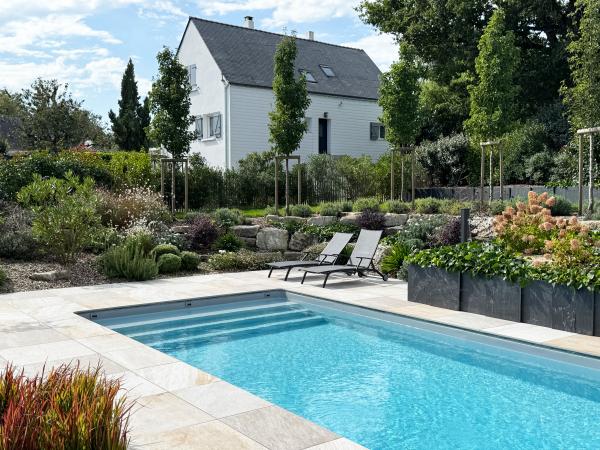 Abords de piscine, bois, dallage