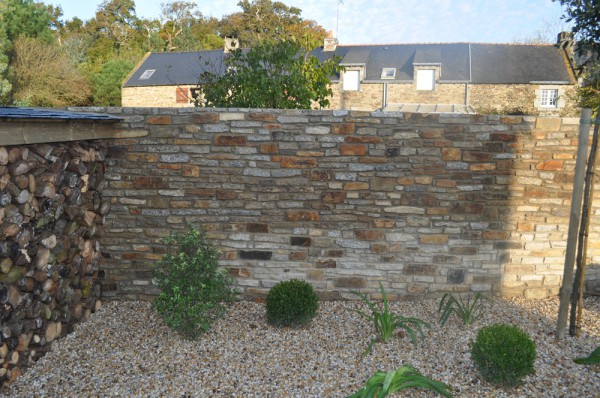 Mur en pierre - paysagiste Vannes
