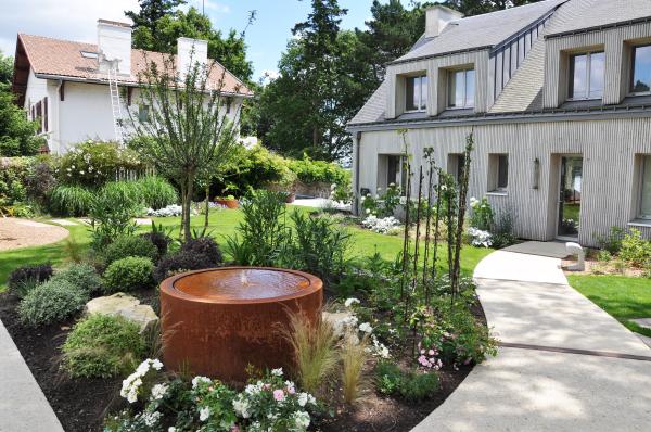 Fontaine en corten - paysagiste Vannes