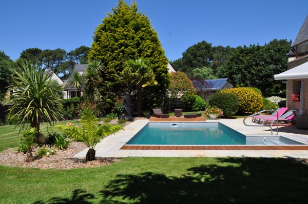 Abords de piscine, bois, dallage