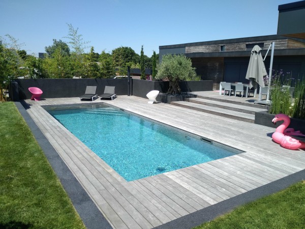 Abords de piscine, terrasse bois