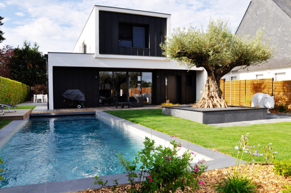 Terrasse bois, pavage, clôture - paysagiste Vannes