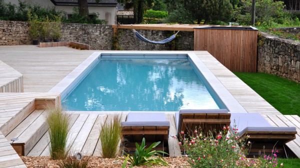Margelle, terrasse bois piscine - paysagiste Vannes