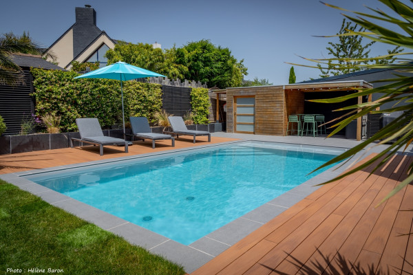 Abords piscine - paysagiste Vannes