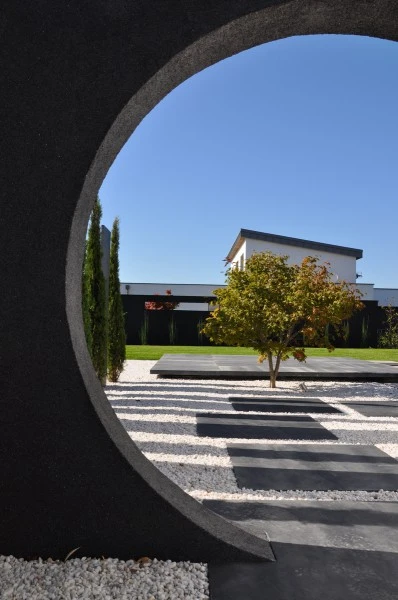 Pas japonais en ardoise, nidagravel, mur déco