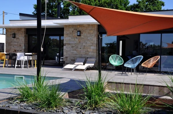 Abords de piscine - paysagiste Vannes