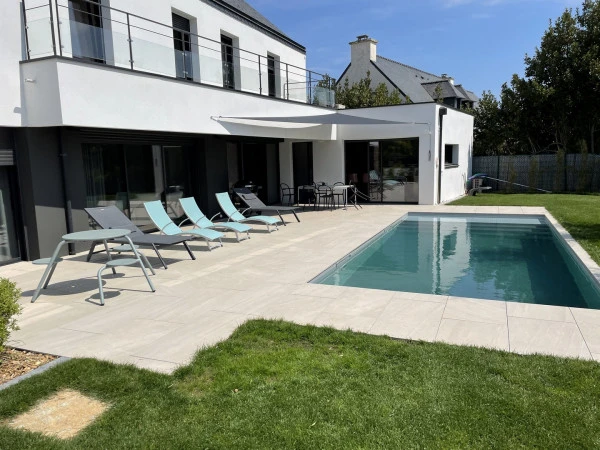 Abords de piscine : dallage, pas japonais