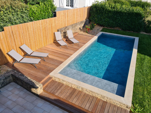 Clôture liteaux bois toute hauteur - paysagiste Vannes