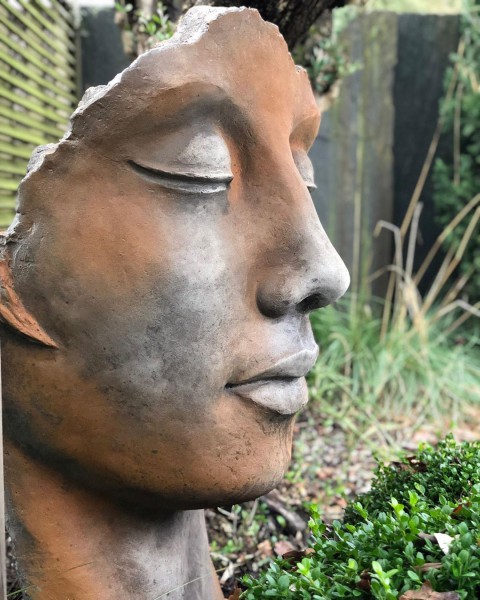 Statue tête de femme