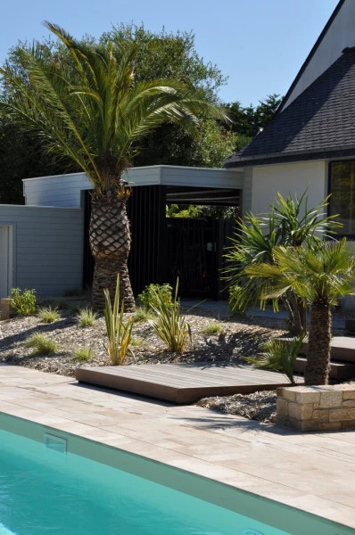 Abords de piscine - paysagiste Vannes