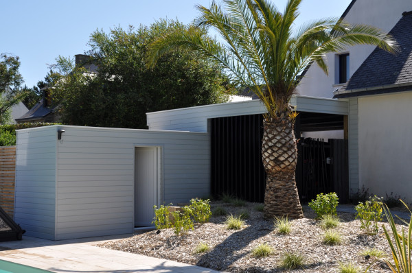 Abri de jardin et carport bois noir sur mesures - paysagiste Vannes
