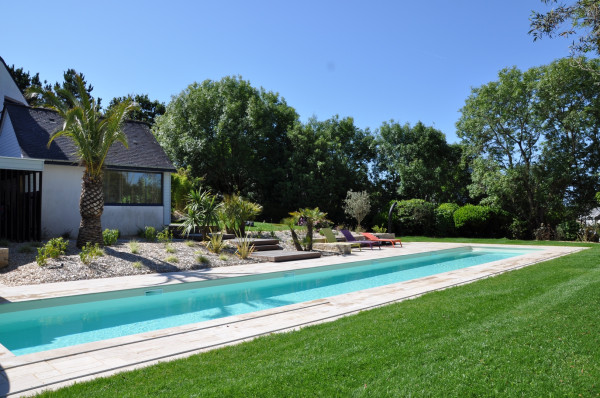 Abords de piscine - paysagiste Vannes