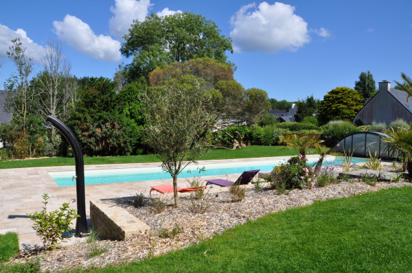 Abords de piscine - paysagiste Vannes