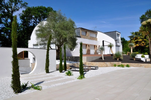 Mur rond sur mesure