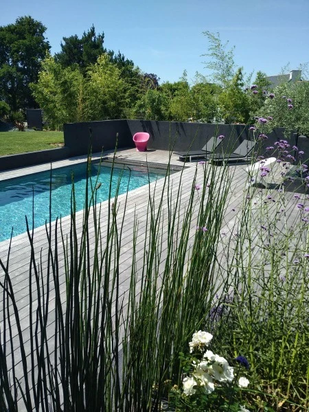 Abords de piscine, terrasse bois