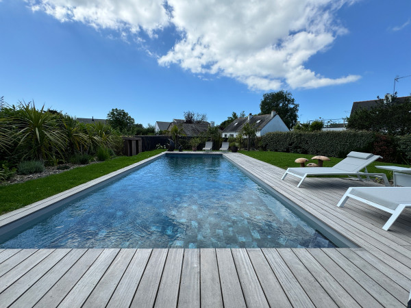 Abords de piscine - paysagiste Vannes