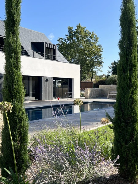 Abords de piscine - paysagiste Vannes
